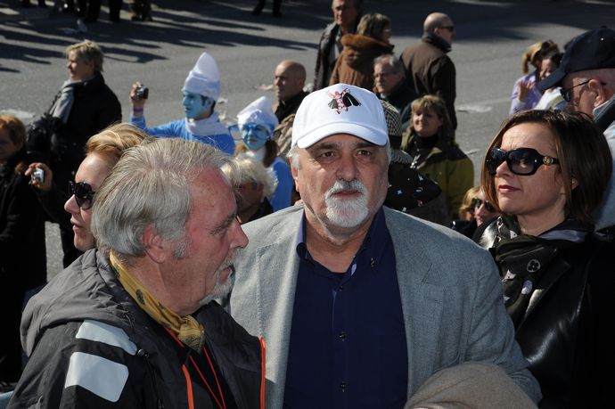 Ingrandisci la foto